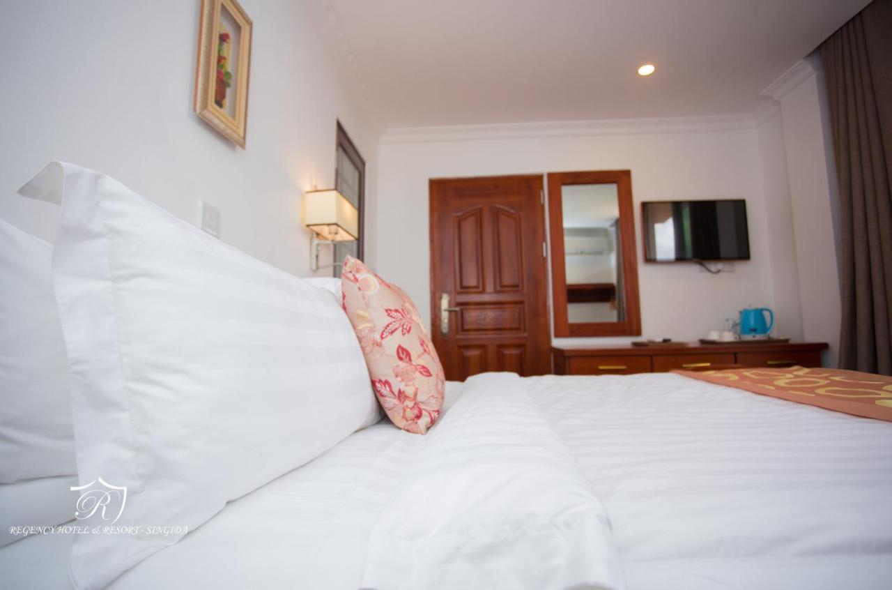 Regency Resort Singida Buitenkant foto