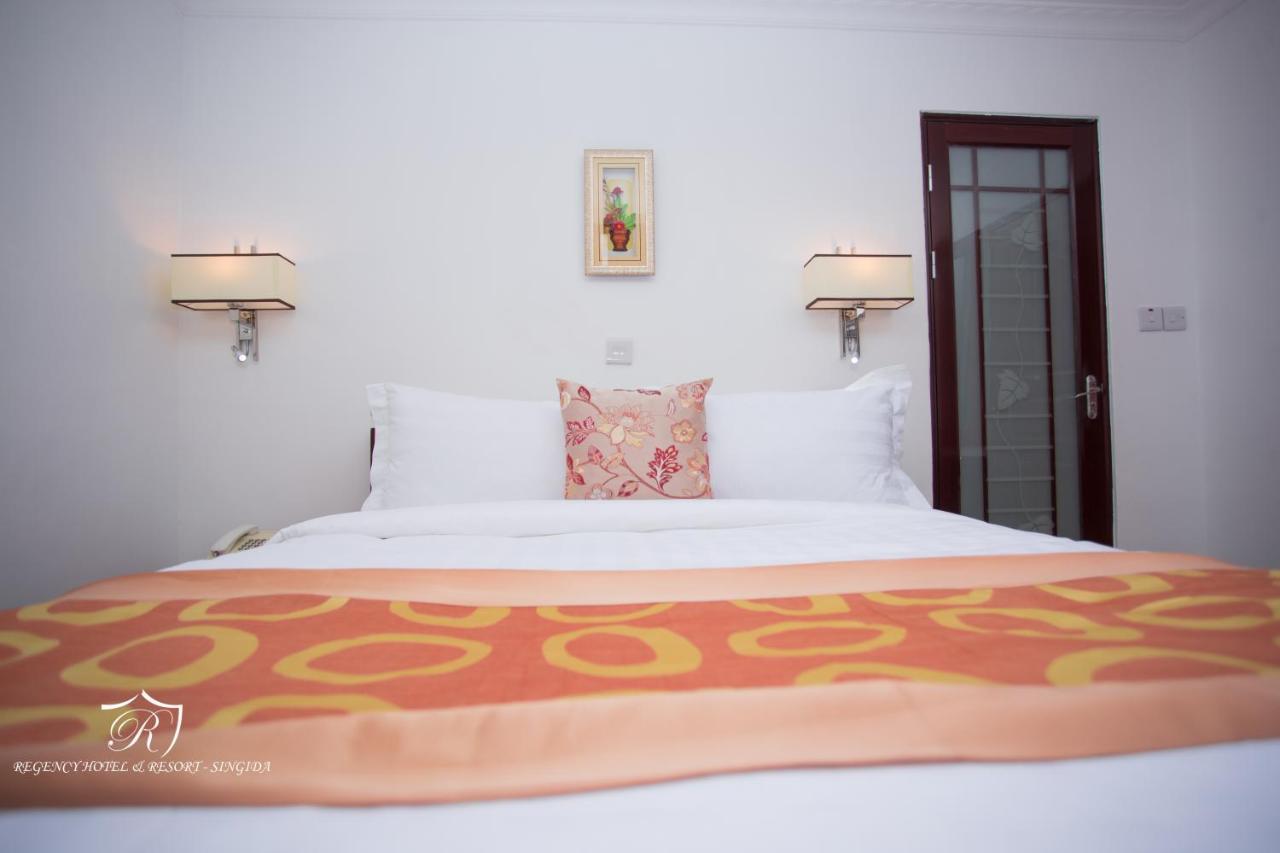 Regency Resort Singida Buitenkant foto