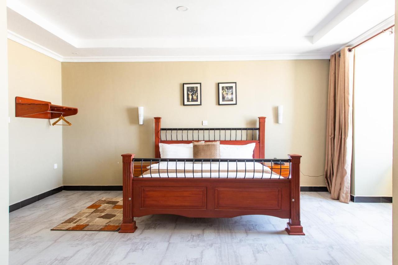 Regency Resort Singida Buitenkant foto