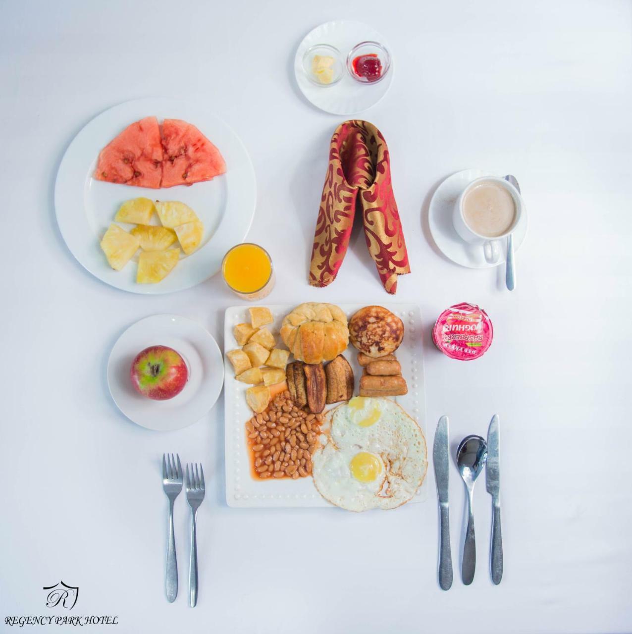 Regency Resort Singida Buitenkant foto