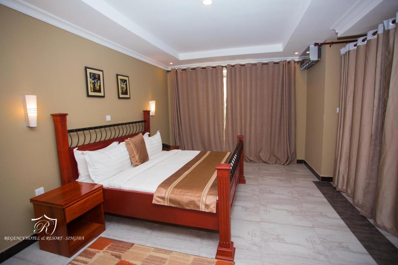 Regency Resort Singida Buitenkant foto